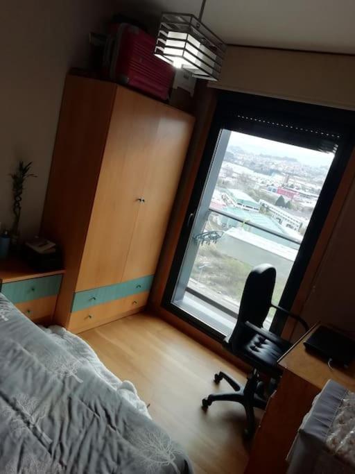 Habitacion En Piso Compartido Cerca De Playa De Samil Vigo Exterior photo
