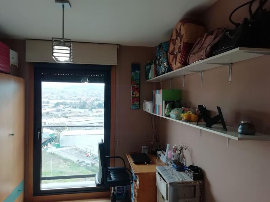 Habitacion En Piso Compartido Cerca De Playa De Samil Vigo Exterior photo